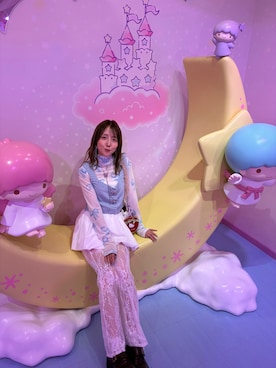 「poppyのアイテム（Tシャツ/カットソー、ブルー系）」を使った、𝘻𝘬𝘮さん（レディース・158cm）の春コーディネート