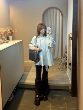 「しまむら（シマムラ）のアイテム（シャツ/ブラウス、ホワイト系）」を使った、𝘻𝘬𝘮さん（レディース・158cm）の夏コーディネート