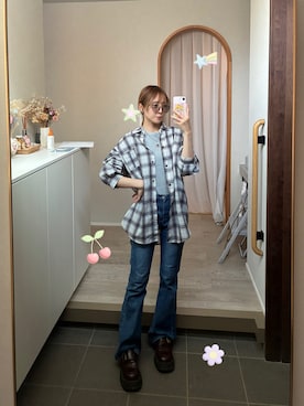 「SHEINのアイテム（シャツ/ブラウス、ブラック系）」を使った、𝘻𝘬𝘮さん（レディース・158cm）の春コーディネート