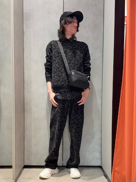 「ARMANI EXCHANGE（アルマーニエクスチェンジ）のアイテム」を使った、mochimochi.Hさん（メンズ・183cm）の秋コーディネート
