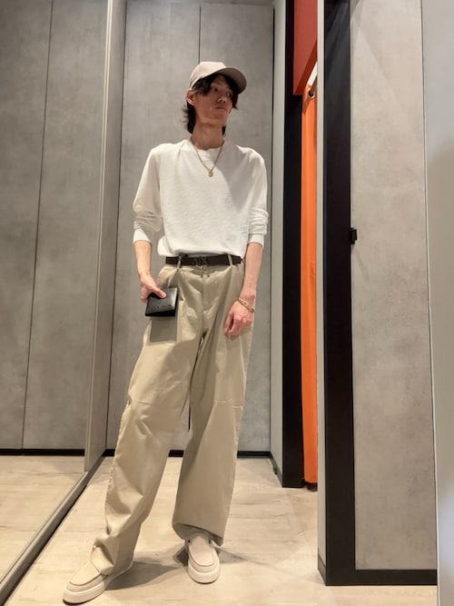 【C7 22SS新作 EMPORIO ARMANI 2つ折り財布Y4R167 黒 ARMANI EXCHANGE 財布 「A|X アルマーニ エクスチェンジ」AXロゴ