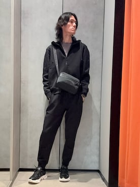 「ARMANI EXCHANGE（アルマーニエクスチェンジ）のアイテム」を使った、mochimochi.Hさん（メンズ・183cm）の秋コーディネート