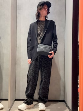 「ARMANI EXCHANGE（アルマーニエクスチェンジ）のアイテム」を使った、mochimochi.Hさん（メンズ・183cm）の秋コーディネート