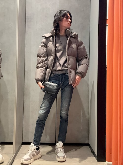 A|X アルマーニ エクスチェンジ】オールオーバーロゴ スクエアバックル