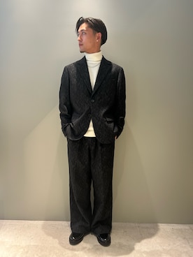 「柄物」｜「アイテム（ジャケット/アウター）」を使った、尾家湖太郎さん（メンズ・170cm）の秋コーディネート