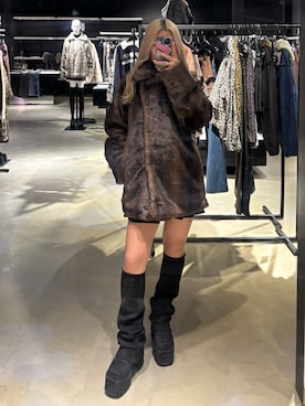 本田祐美絵さんのコーディネート