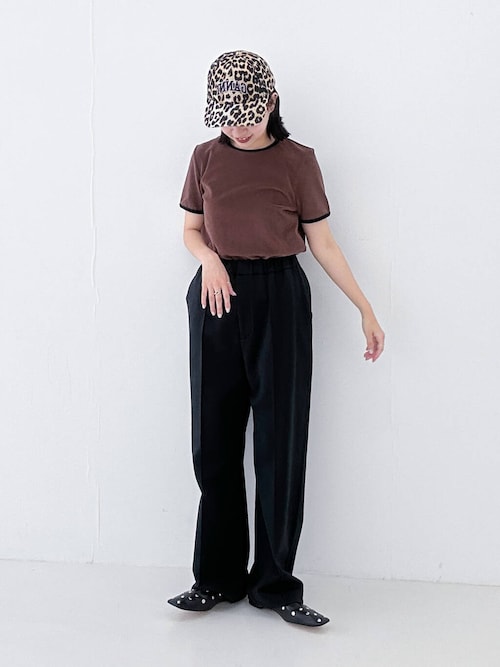 new basic　センターシームカットパンツ
