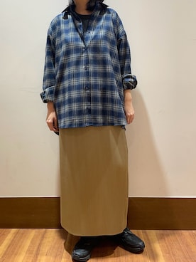 「ITEMS URBANRESEARCH（アイテムズ アーバンリサーチ）の起毛チェックルーズシャツ（シャツ/ブラウス）」を使った、うみさん（レディース・162cm）の秋コーディネート