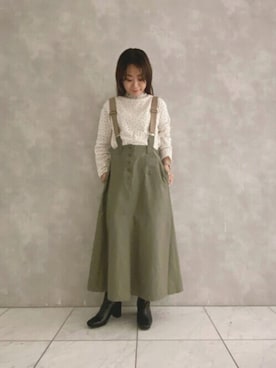 「Aラインスカート」｜「アイテム（Tシャツ/カットソー）」を使った、よしかわさん（レディース・151cm）の秋コーディネート