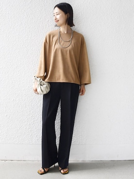 「SHIPS（シップス）のアイテム（Tシャツ/カットソー）」を使った、FUJITAさん（レディース・159cm）の秋コーディネート