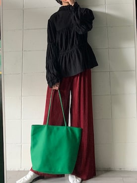 「レッドコーデ」｜「アイテム（サンダル）」を使った、영화さん（レディース・166cm）の秋コーディネート