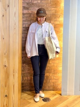 「SHOO・LA・RUE（シューラルー）の【SHOO・LA・RUE DENIM】毎日使いたくなる ストレッチデニムスキニーパンツ（デニムパンツ、ブルー系）」を使った、ronさん（レディース・158cm）の春コーディネート