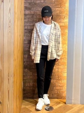 「SHOO・LA・RUE（シューラルー）の【洗濯機可/S-LL/2WAY】こなれたカジュアルスタイルに イージーカーゴパンツ（その他パンツ、ブラック系）」を使った、ronさん（レディース・158cm）の春コーディネート
