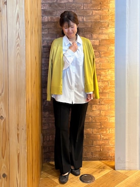「SHOO・LA・RUE（シューラルー）の【洗濯機可/ひんやり/UV】さらっとしたタッチが心地よい ショート丈 Vネックカーディガン（カーディガン/ボレロ、イエロー系）」を使った、ronさん（レディース・158cm）の春コーディネート