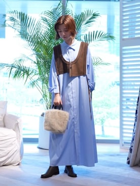 「アイテム（シャツワンピース）」を使った、KawasakiTOMORROWLANDさん（レディース・162cm）の秋コーディネート