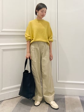 「トゥモローランド」｜「アイテム（ローファー）」を使った、KawasakiTOMORROWLANDさん（レディース・162cm）の秋コーディネート
