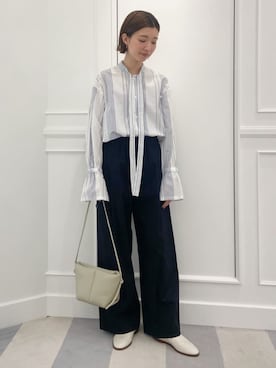 「トゥモローランド」｜「アイテム（スリッポン）」を使った、KawasakiTOMORROWLANDさん（レディース・162cm）の夏コーディネート