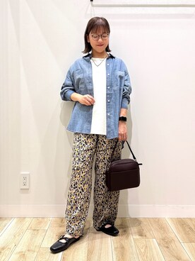 「URBAN RESEARCH DOORS（アーバンリサーチドアーズ）の『接触冷感/吸水速乾/イージーケア』フラワープリントドライタッチリラックスパンツ（その他パンツ）」を使った、ながせさん（レディース・156cm）の夏コーディネート