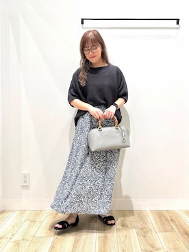 「初夏のお出かけコーデ」｜「アイテム（アクセサリー）」を使った、ながせさん（レディース・156cm）の春コーディネート
