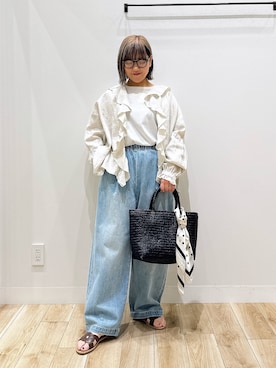 「かぐれ（カグレ）のリネンフリルカラーシャツ（シャツ/ブラウス、グレー系）」を使った、ながせさん（レディース・156cm）の夏コーディネート