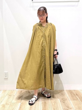 「30代前半」｜「アイテム（アクセサリー）」を使った、ながせさん（レディース・156cm）の夏コーディネート