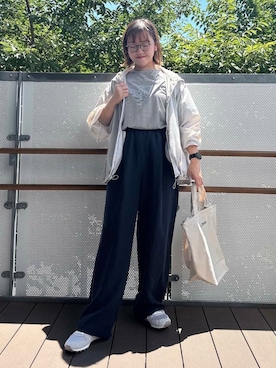 「機能性素材」｜「アイテム（マウンテンパーカー）」を使った、ながせさん（レディース・156cm）の夏コーディネート