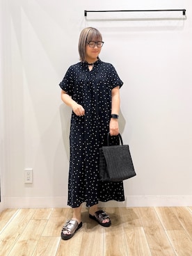 「URBAN RESEARCH DOORS（アーバンリサーチドアーズ）のリネンリヨセルドットワンピース（ワンピース、ブラック系）」を使った、ながせさん（レディース・156cm）の夏コーディネート