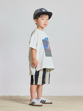「アイテム（スニーカー）」を使った、STKくんさん（キッズ・100cm）の夏コーディネート