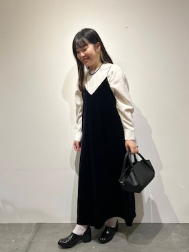 「アイテム（レインシューズ）」を使った、やまださん（レディース・155cm）の秋コーディネート