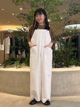 「アイテム（オールインワン・サロペット、ホワイト系）」を使った、やまださん（レディース・155cm）の夏コーディネート