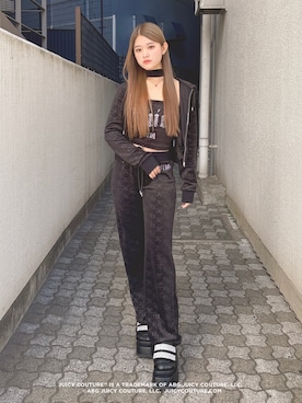 Hitomiさんのコーディネート