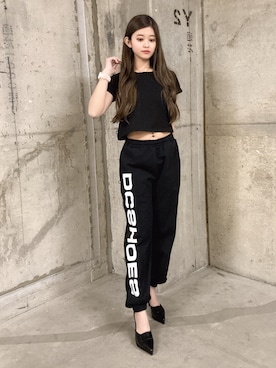 「DC（ディーシー）のアイテム」を使った、Hitomiさん（レディース・150cm）の春コーディネート
