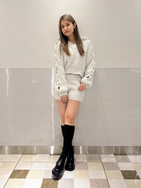 「GYDA（ジェイダ）のニットドッキングボリュームソール厚底ブーツ（ブーツ、ブラック系）」を使った、Hitomiさん（レディース・150cm）の秋コーディネート