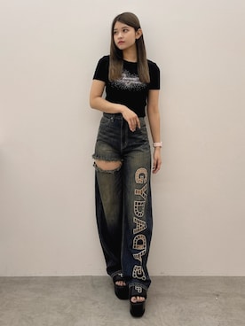 「GYDA（ジェイダ）のGG PUFFYタンクソールサンダル（サンダル、ブラック系）」を使った、Hitomiさん（レディース・150cm）の春コーディネート