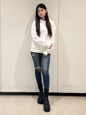 Hitomiさんのコーディネート