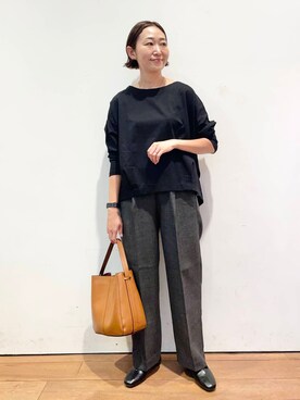 「RODE SKO（ロデスコ）のワンハンドル3WAYバッグ（ハンドバッグ）」を使った、ちばななこさん（レディース・154cm）の秋コーディネート