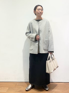 「アイテム（ローファー、シルバー系）」を使った、ちばななこさん（レディース・154cm）の秋コーディネート