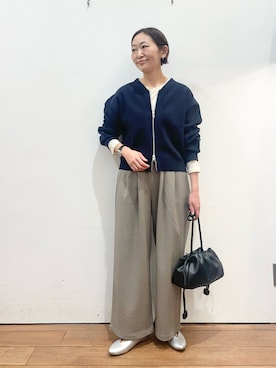 「URBAN RESEARCH DOORS（アーバンリサーチドアーズ）の『仁村紗和さん着用』『UR TECH Renew Knit』VネックZIPカーディガン（カーディガン/ボレロ、ブルー系）」を使った、ちばななこさん（レディース・154cm）の春コーディネート