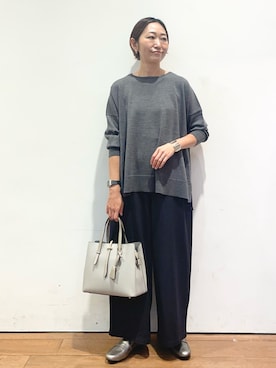 「アイテム（ローファー、シルバー系）」を使った、ちばななこさん（レディース・154cm）の秋コーディネート