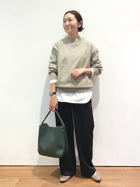 「RODE SKO（ロデスコ）のワンハンドル3WAYバッグ（ハンドバッグ）」を使った、ちばななこさん（レディース・154cm）の秋コーディネート