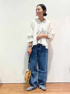 「URBAN RESEARCH DOORS（アーバンリサーチドアーズ）のラメ刺繍ブラウス（シャツ/ブラウス）」を使った、ちばななこさん（レディース・154cm）の秋コーディネート