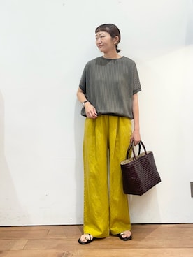 「URBAN RESEARCH DOORS（アーバンリサーチドアーズ）のハニカムタックフレンチプルオーバー（Tシャツ/カットソー、グレー系）」を使った、ちばななこさん（レディース・154cm）の夏コーディネート