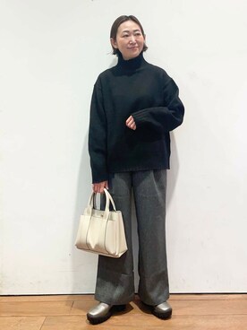 「URBAN RESEARCH DOORS（アーバンリサーチドアーズ）のタートルネックニット（ニット/セーター）」を使った、ちばななこさん（レディース・154cm）の冬コーディネート