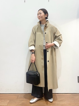 「URBAN RESEARCH DOORS（アーバンリサーチドアーズ）のBACKヨークスタンドカラーコート | 春アウター/防水/撥水/（その他アウター、ベージュ系）」を使った、ちばななこさん（レディース・154cm）の春コーディネート