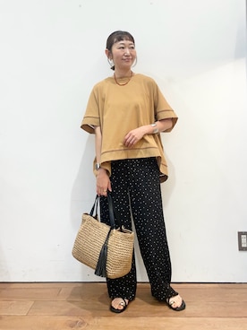 「URBAN RESEARCH DOORS（アーバンリサーチドアーズ）のハシゴレースドッキングプルオーバー（Tシャツ/カットソー、イエロー系）」を使った、ちばななこさん（レディース・154cm）の夏コーディネート