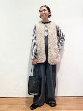 「ボアベスト」｜「アイテム（オールインワン・サロペット）」を使った、ちばななこさん（レディース・154cm）の秋コーディネート