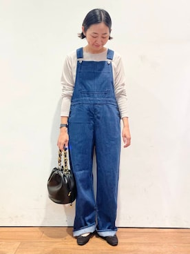 「アイテム（サロペット/オーバーオール、ブルー系）」を使った、ちばななこさん（レディース・154cm）の夏コーディネート