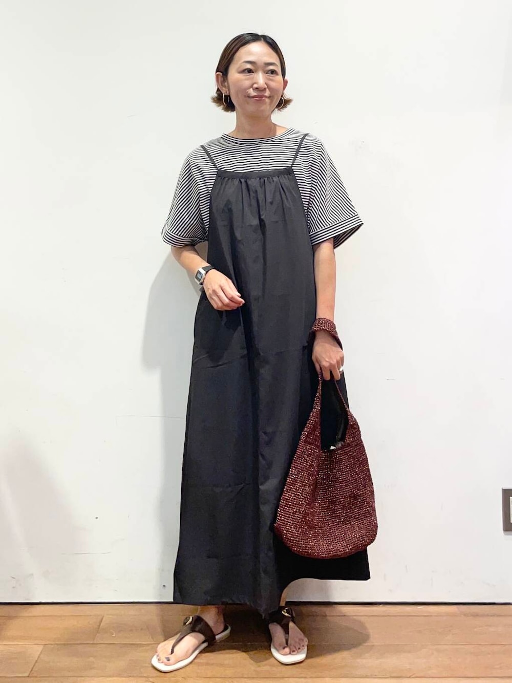 「大人カジュアル、urbanresearchdoors、ママコーデ、アーバンリサーチドアーズ、低身長コーデ、30代、ママファッション、キレイめカジュアル、夏フェスコーデ」｜「RODE SKOのワンハンドルラメショルダーバッグ（ショルダーバッグ、ブラウン系）」を使った、urd_nanakoさん（レディース・154cm）の夏コーディネートの1枚目の写真