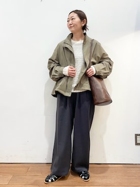 「URBAN RESEARCH DOORS（アーバンリサーチドアーズ）の撥水/防花粉スタンドブルゾン（ブルゾン、グリーン系）」を使った、ちばななこさん（レディース・154cm）の春コーディネート