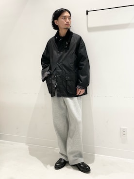 「URBAN RESEARCH DOORS（アーバンリサーチドアーズ）のLIFE STYLE TAILOR　マルチスペックコインローファー（ドレスシューズ）」を使った、平田望夢さん（メンズ・172cm）の秋コーディネート